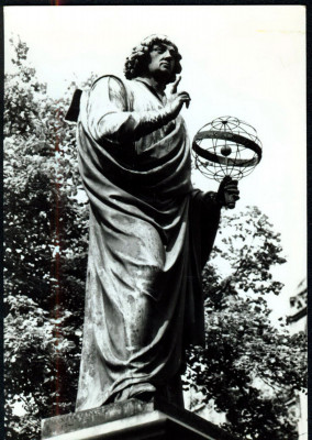 Toruń - pomnik Mikołaja Kopernika ('68) obieg