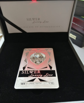 20 dolar&oacute;w  Blask luksusu