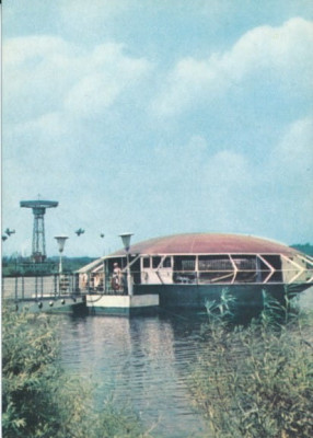 Chorz&oacute;w - 011430