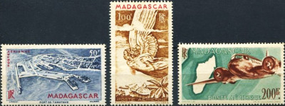 MADAGASKAR 1946 MNH**-kompletna seria -poczta lotnicza.