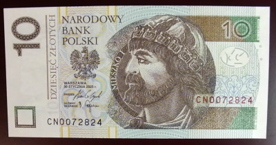 2025 r 10 zł. Seria CN 0072824. UNC.